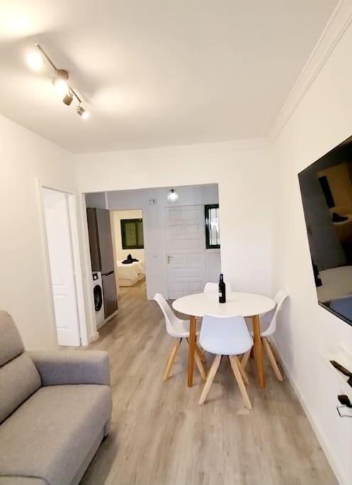 Apartamento Playa Bastian First Line Of The Sea Costa Teguise Exterior foto