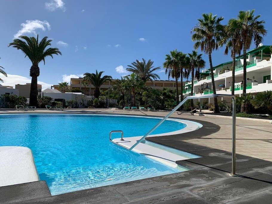 Apartamento Playa Bastian First Line Of The Sea Costa Teguise Exterior foto