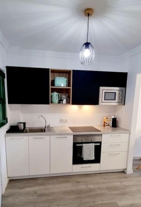 Apartamento Playa Bastian First Line Of The Sea Costa Teguise Exterior foto
