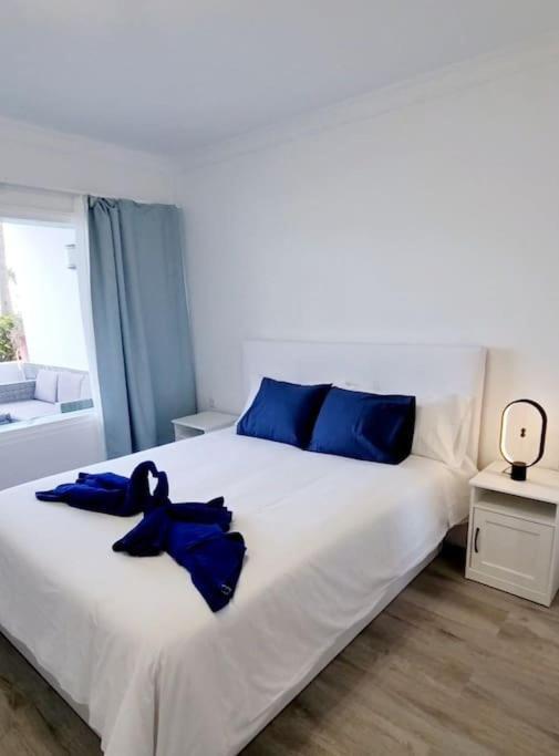 Apartamento Playa Bastian First Line Of The Sea Costa Teguise Exterior foto